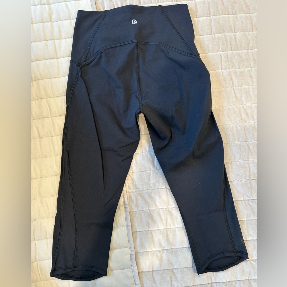 lululemon High-Rise Crop 17"